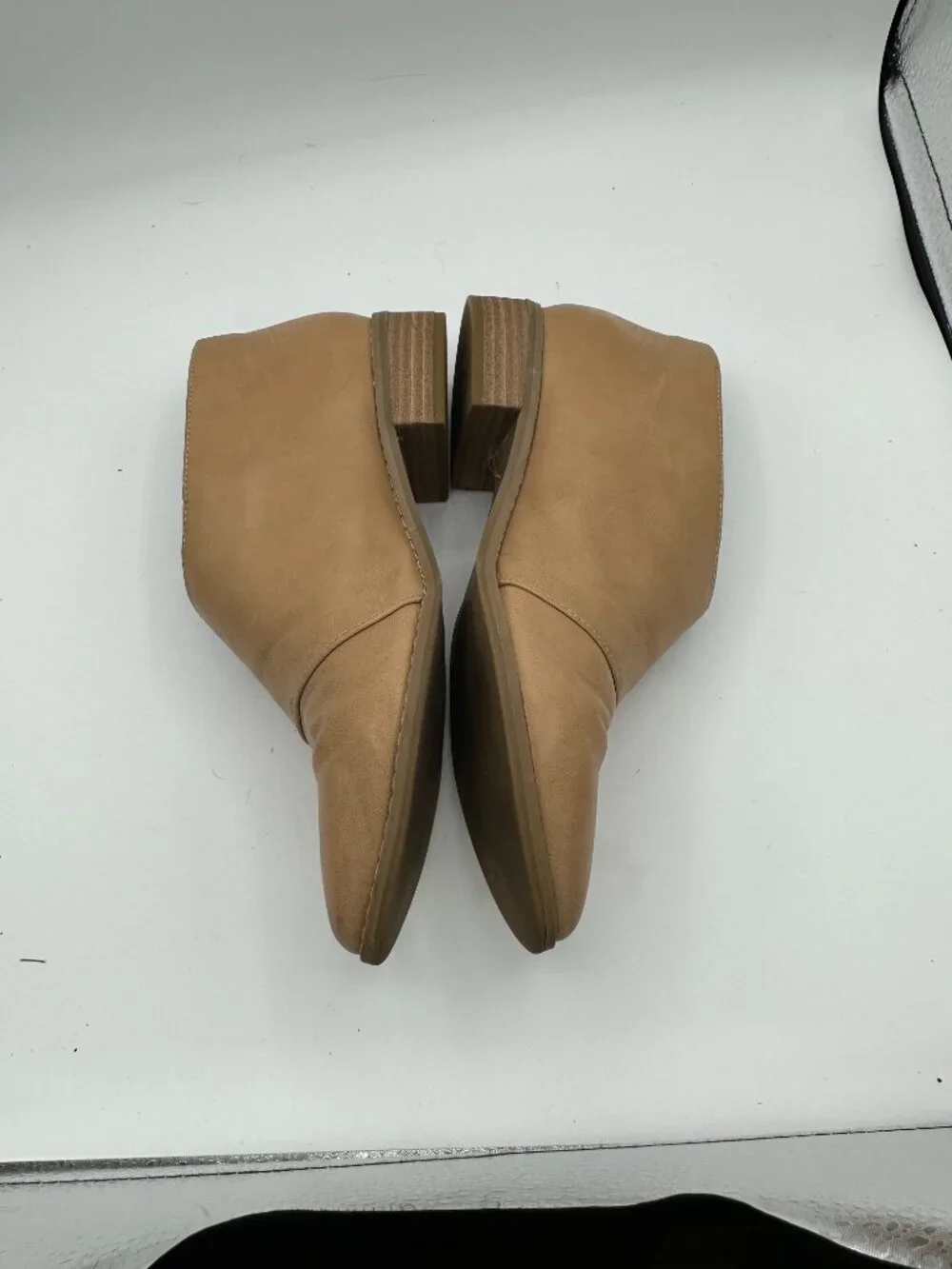 Universal Thread Wenda Cut-Out Bootie Tan Women's 7.5